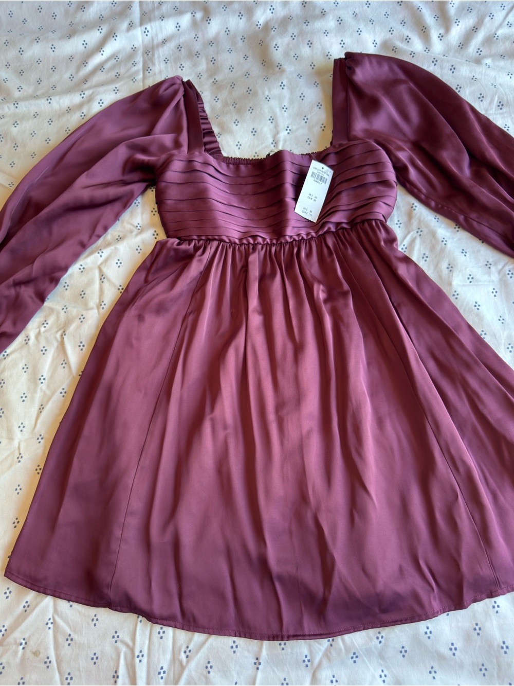 Abercrombie & Fitch Mauve Puff-Sleeve Pleated Bodice Dress